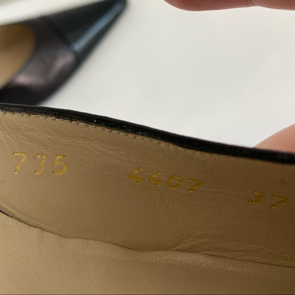 NIB Chanel Vintage Cap Toe Ankle Strap Buckle Pumps 37 - Picture 8 of 12